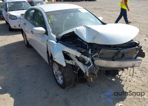 2014 Nissan Altima 2.5 S z USA, uszkodzony, nr VIN 1N4AL3AP9EN382232